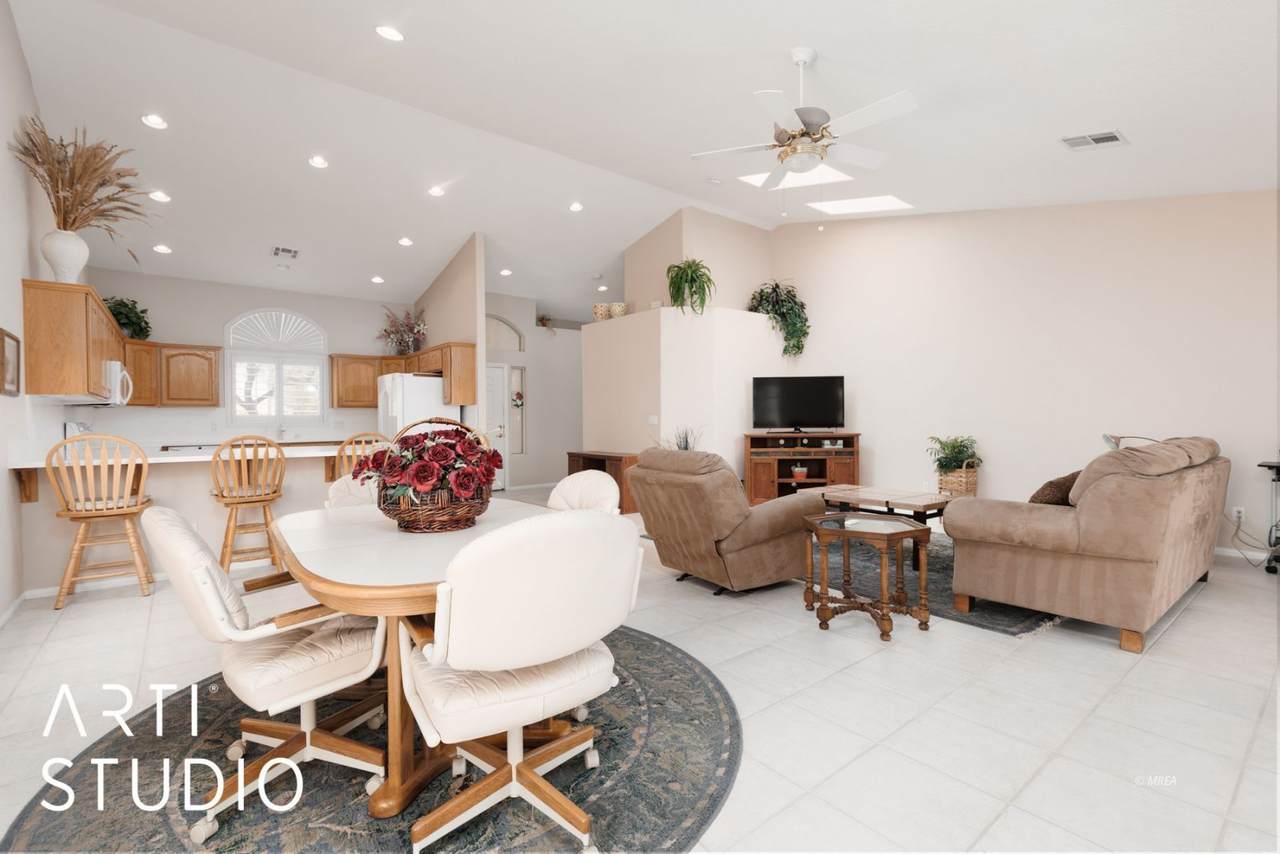 1085 Mohave Dr - Photo 1