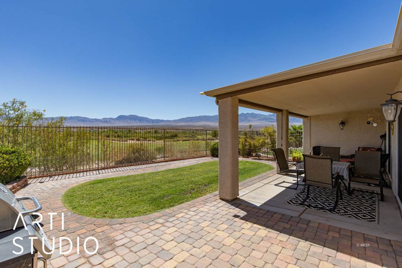 760 Southridge Dr - Photo 1