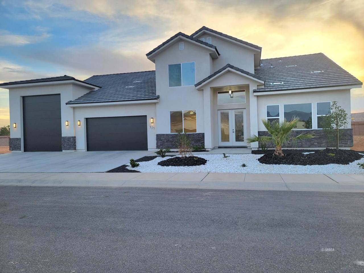 325 Ralston Rd - Photo 1