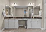 1470 Daisy Ln - Photo 32