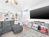 2199 Maple Shade St - Photo 4