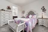 1156 Autumn Ln - Photo 14