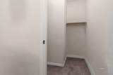 1156 Autumn Ln - Photo 18