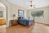 556 Fairways Dr - Photo 18