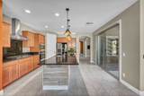 906 Majestic View - Photo 14