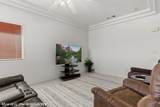 305 Haley Way - Photo 6