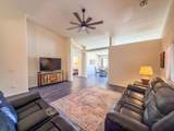 1382 Harbour Dr - Photo 3