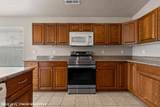 528 Clark St - Photo 11