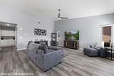 517 Mesquite - Photo 5
