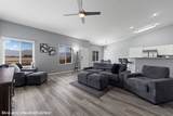 517 Mesquite - Photo 9