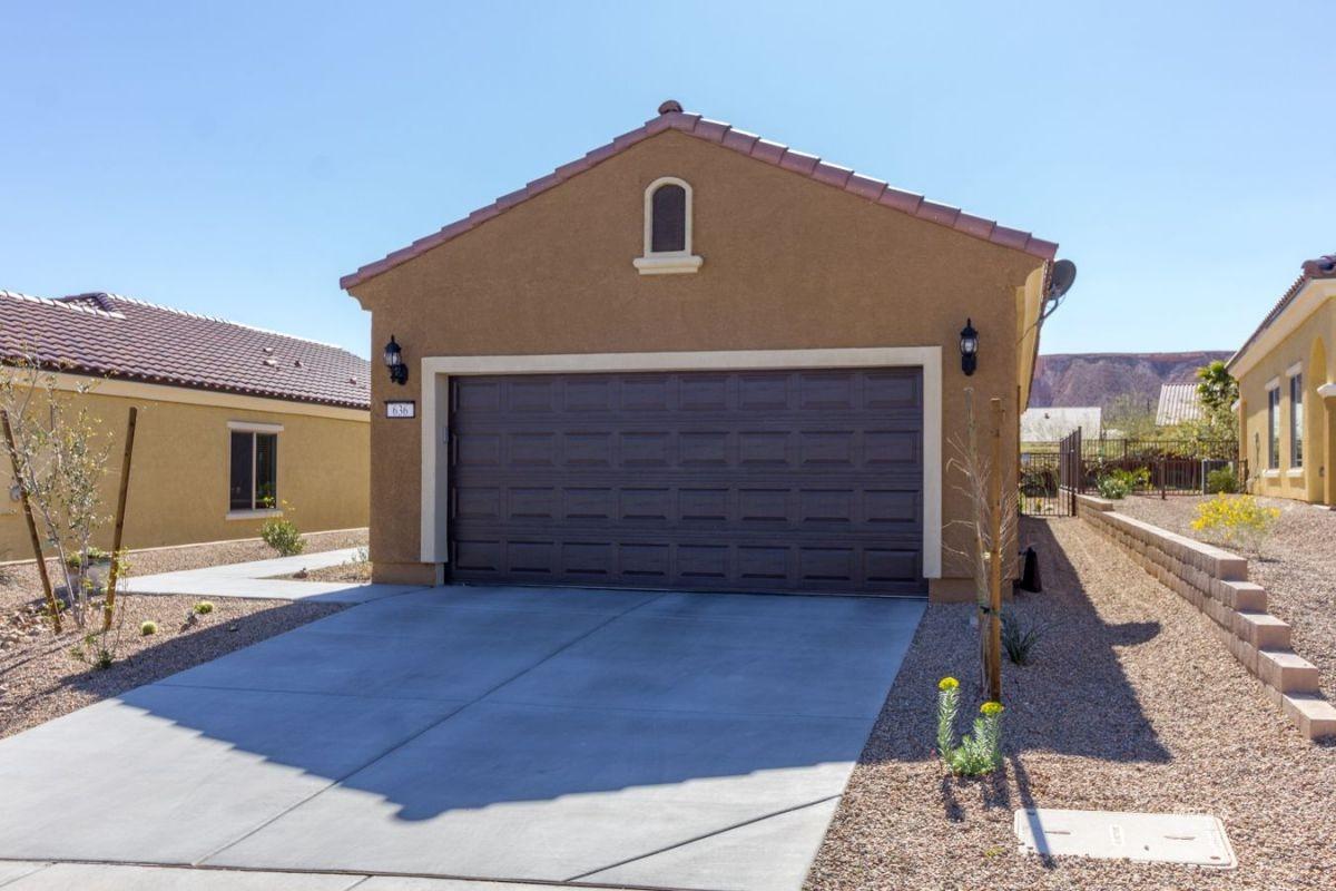 636 Bridle Path Cir - Photo 1