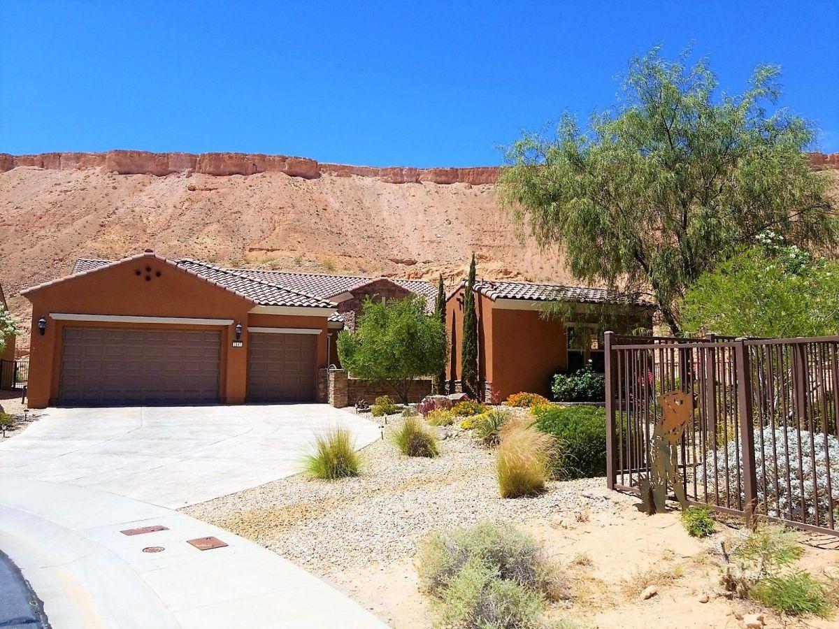 1147 Rim Rock View - Photo 1