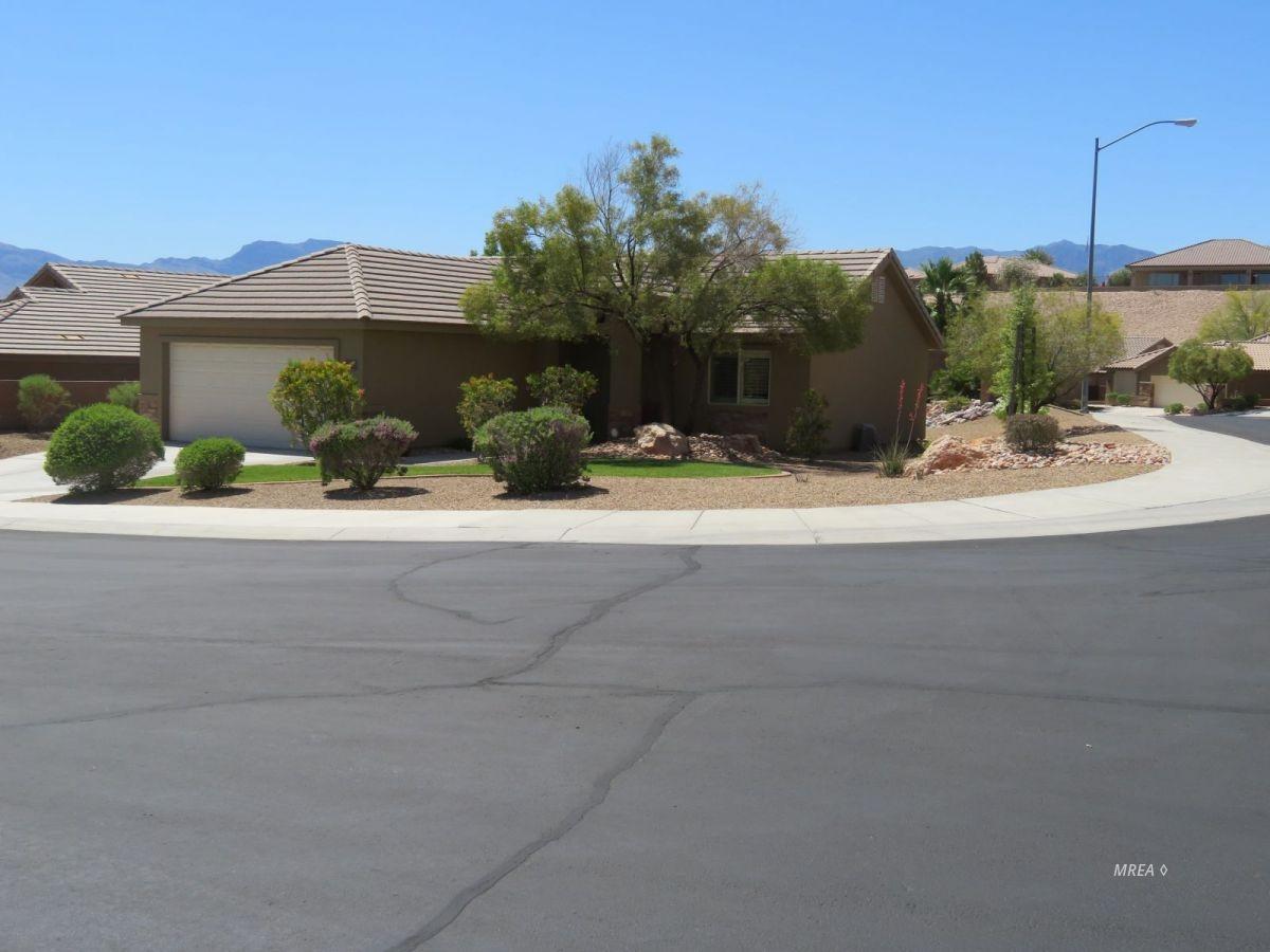 946 Goshawk Crossing - Photo 1