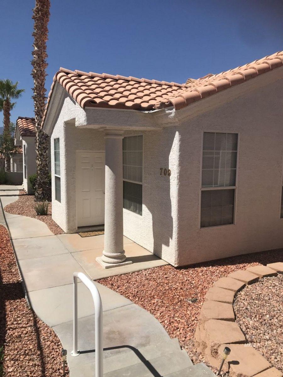 709 Aztec Cir - Photo 1