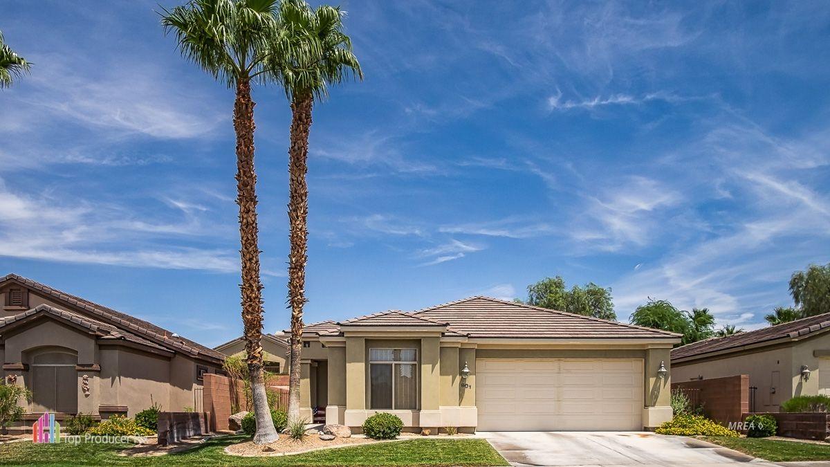 801 Paloma Cir - Photo 1