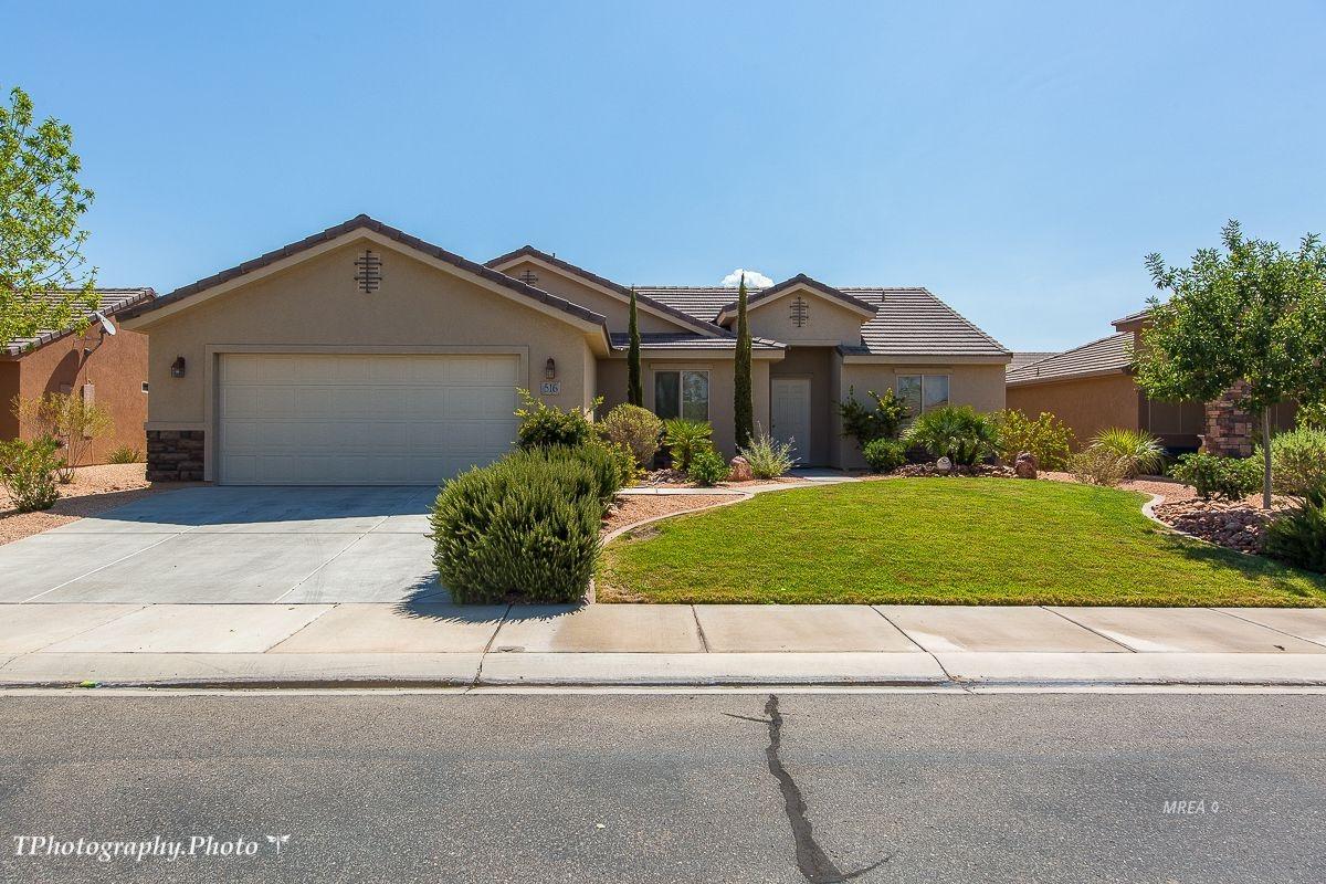 516 Lewis - Photo 1