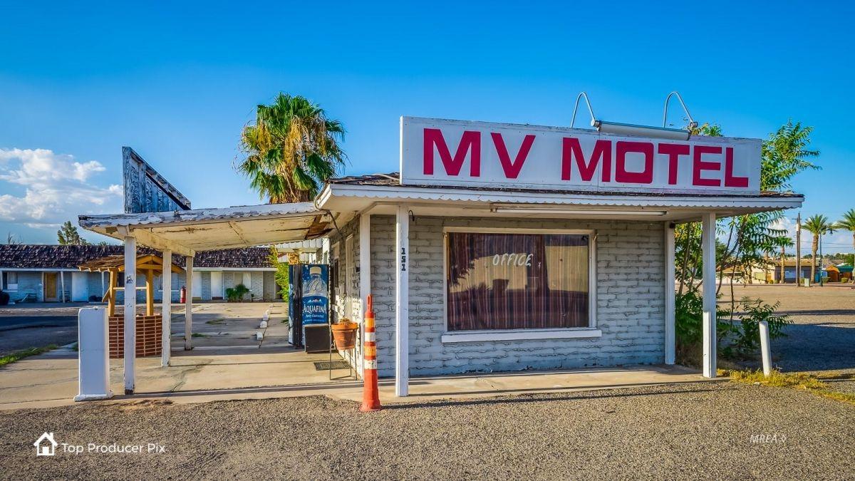 151 Mesquite Blvd - Photo 1