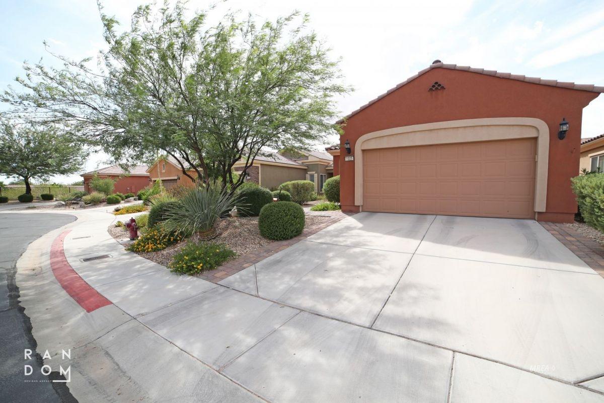 1025 Bunkhouse Ct - Photo 1