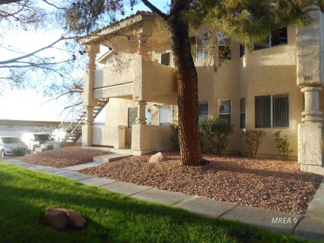 441 Mesa Blvd - Photo 1