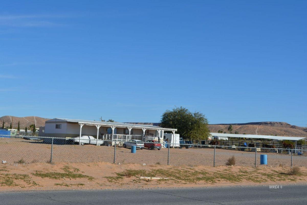 2240 Ash - Photo 1