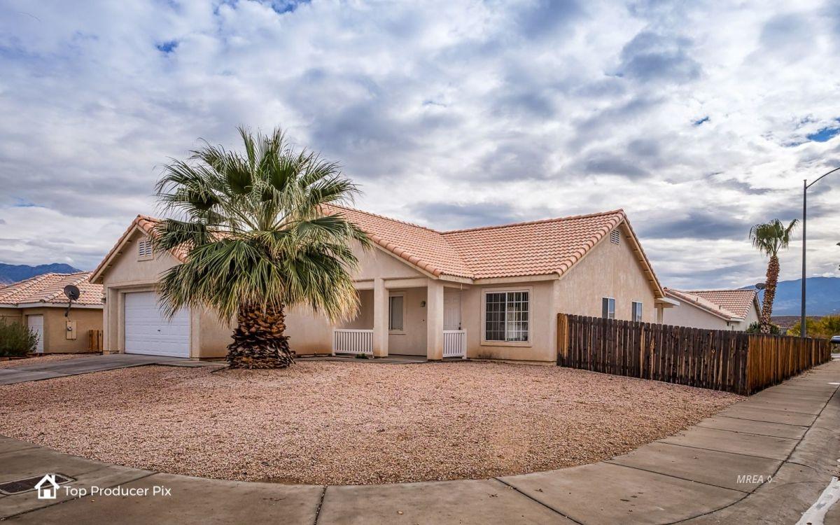 360 Goldenrod Ln - Photo 1