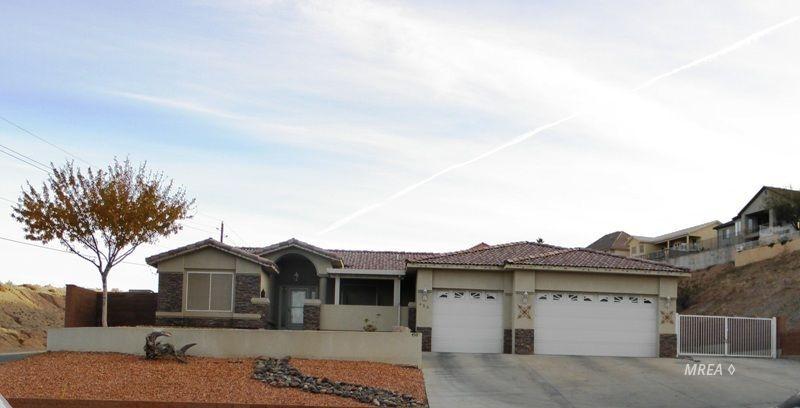 430 Parkview Dr - Photo 1