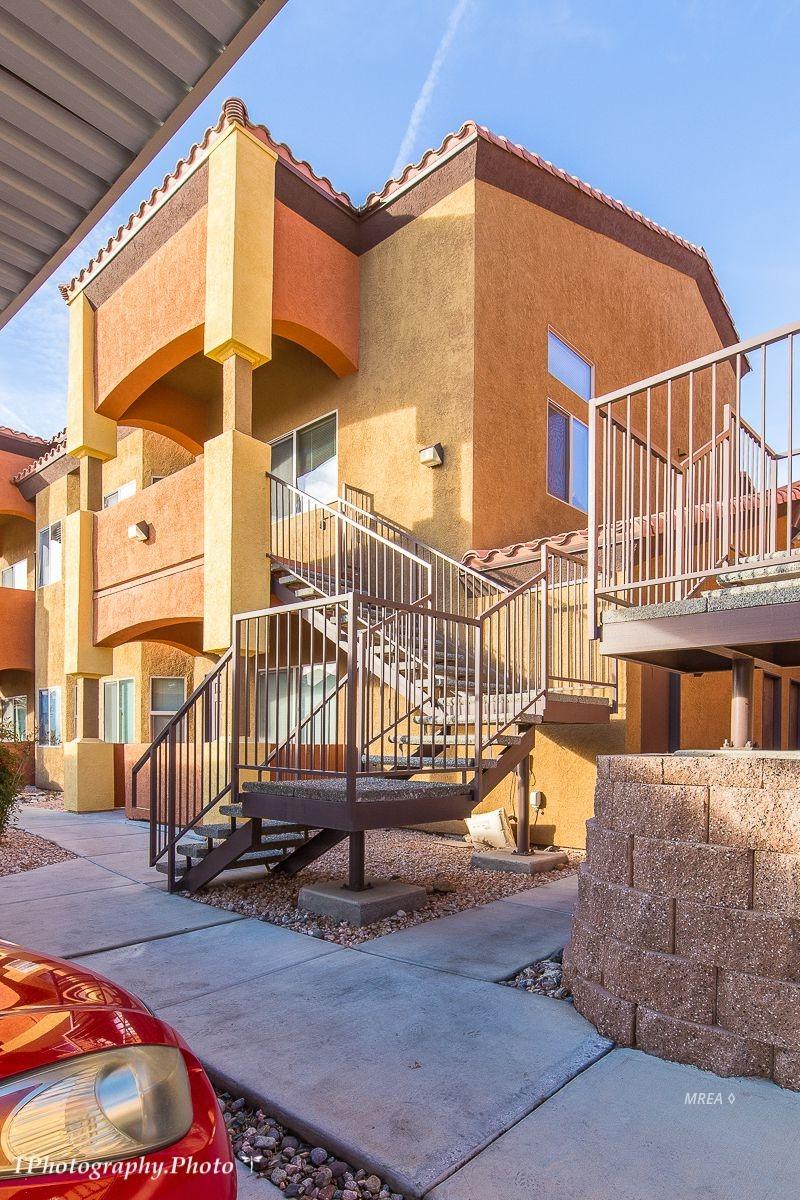 890 Kitty Hawk Dr. - Photo 1