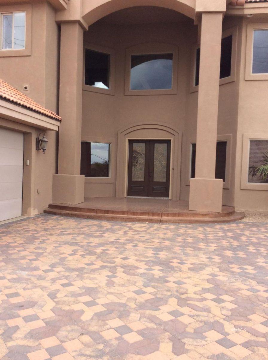 620 Hillside Dr - Photo 1