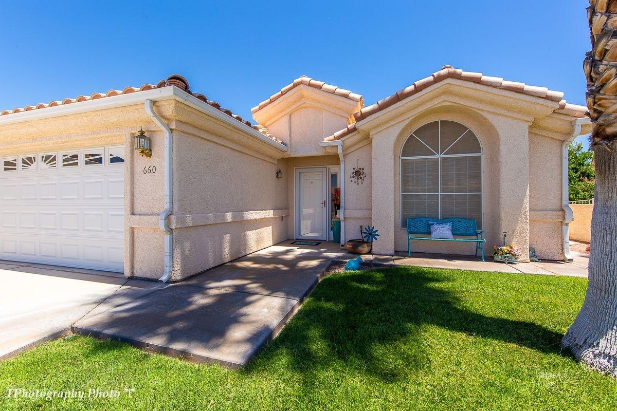 660 Las Palmas Cir - Photo 1