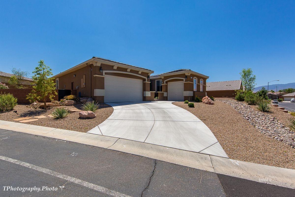 1150 Pebble View Ln - Photo 1