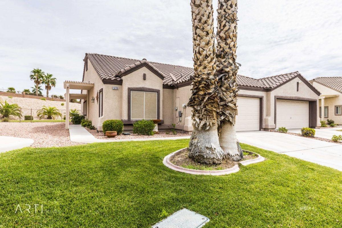 578 Sawgrass Way - Photo 1