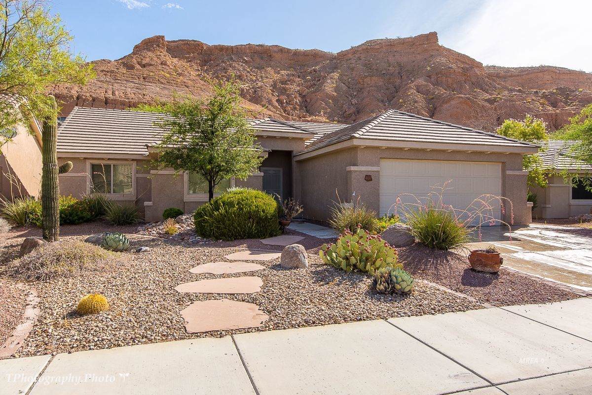 466 Raven Way - Photo 1