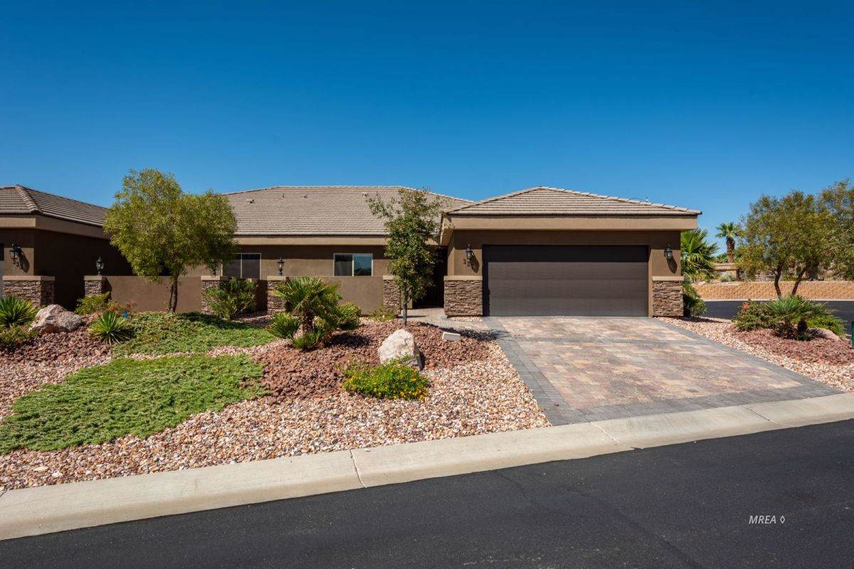 337 Montpere Cir - Photo 1