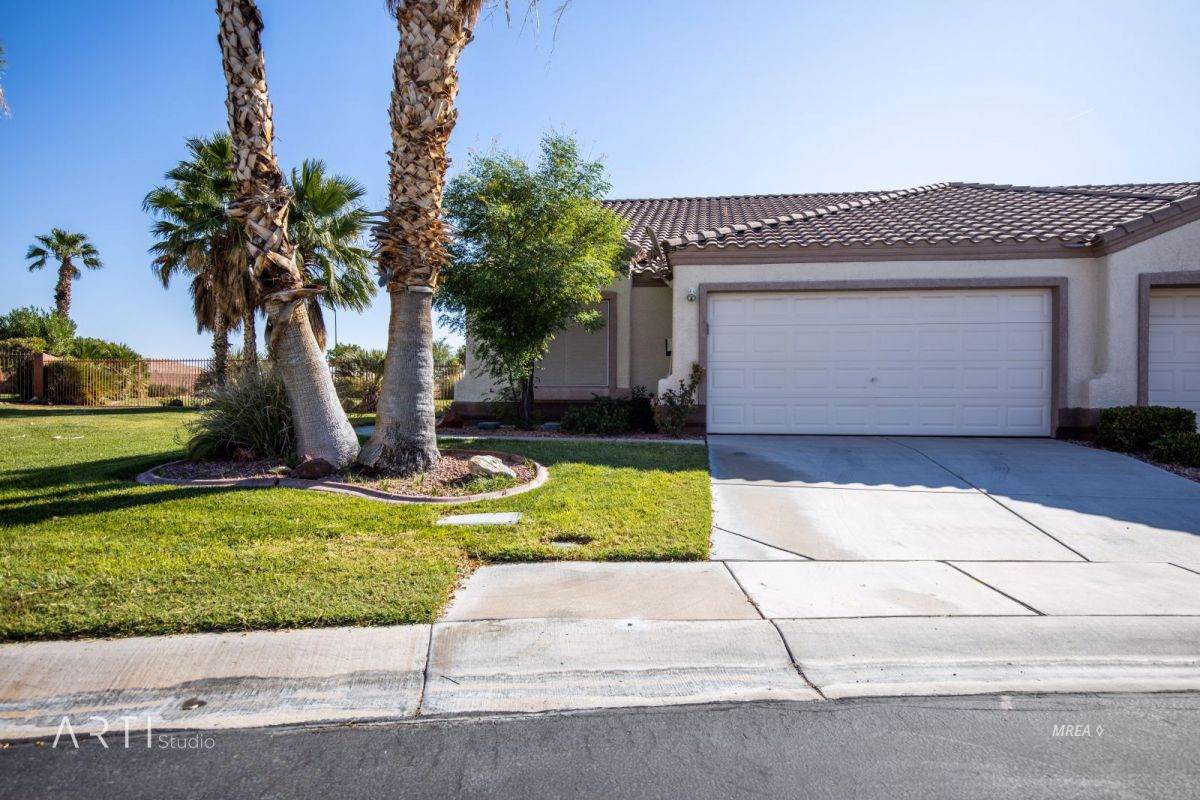 412 Sedona Dr - Photo 1