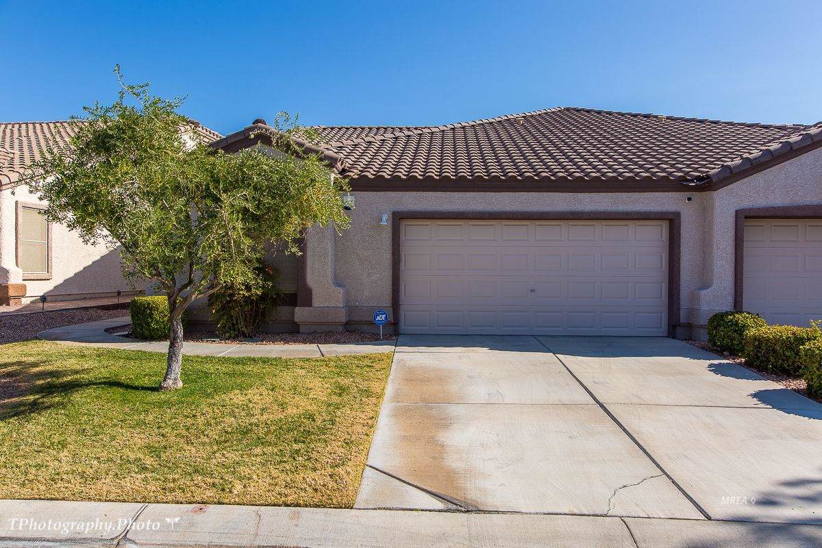 674 Southridge Dr - Photo 1
