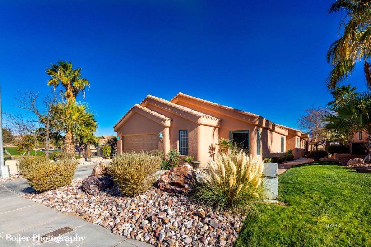 752 Pinnacle - Photo 1