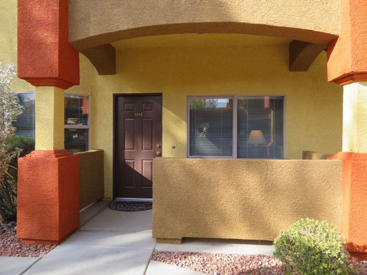 890 Kitty Hawk Dr - Photo 1