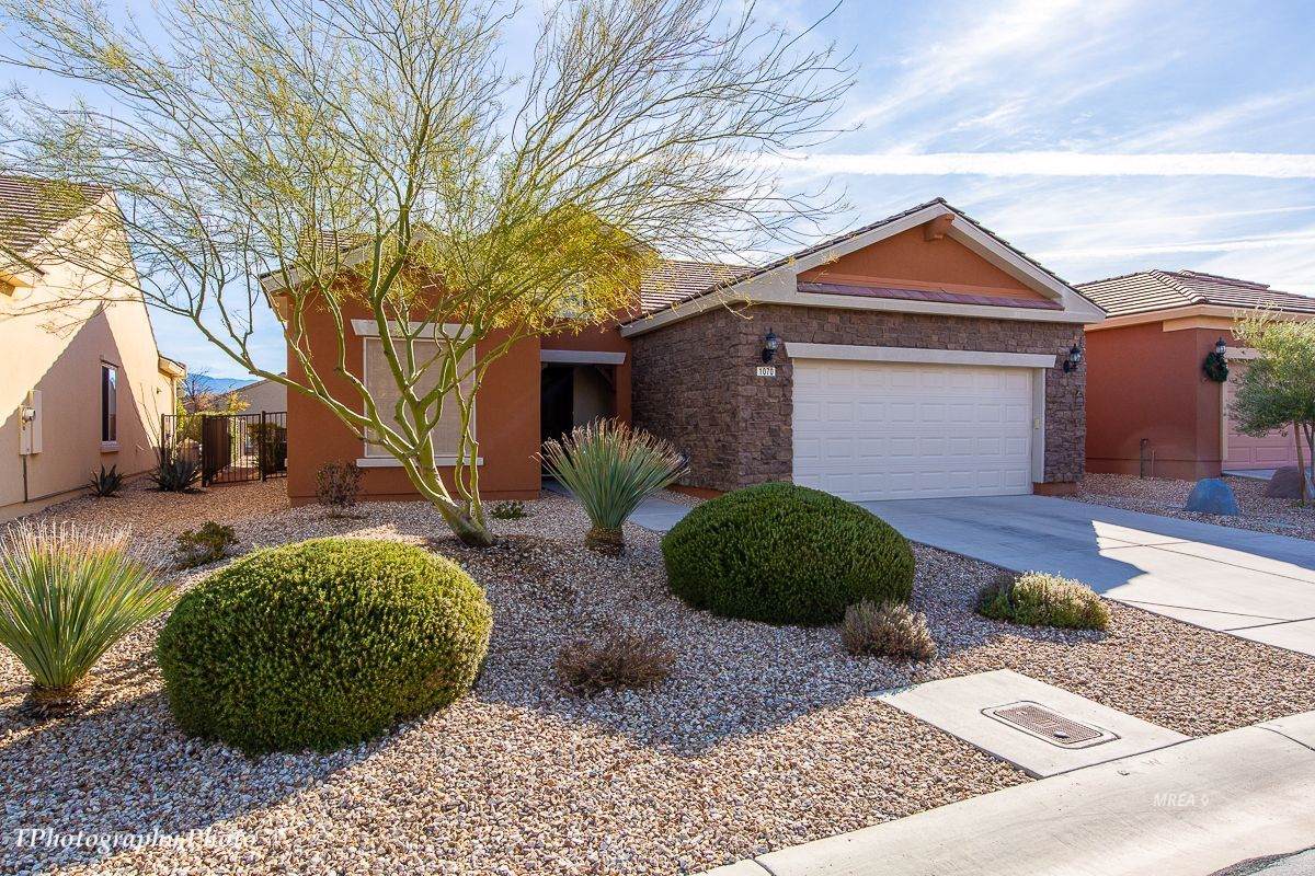 1070 Buckboard Trl - Photo 1