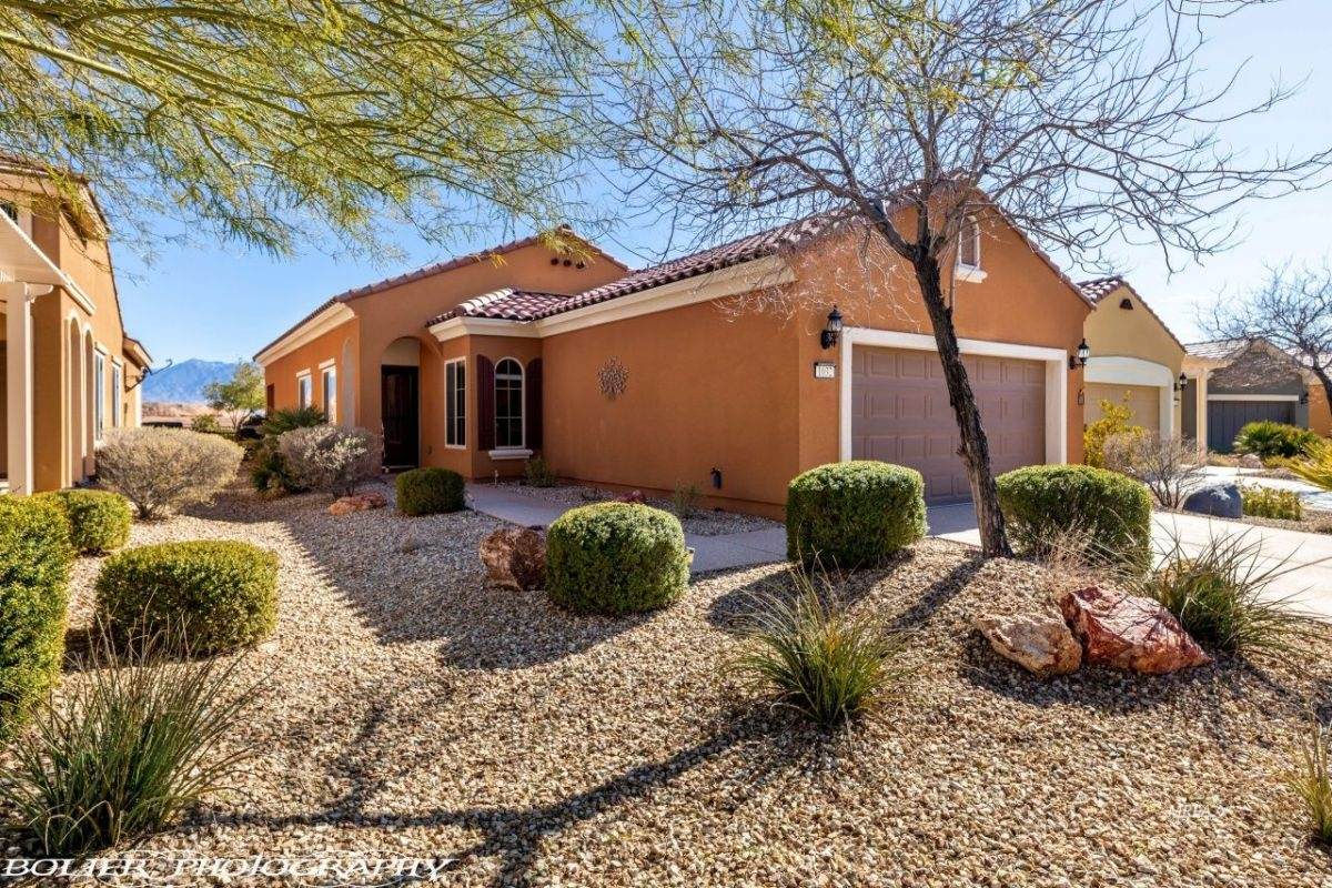 1032 Sundial Ln - Photo 1