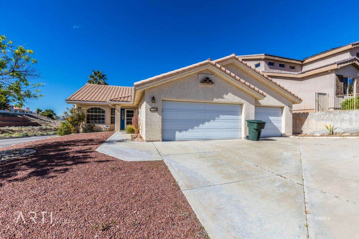 758 Palomino Cir - Photo 1 758 Palomino Cir - Photo 1