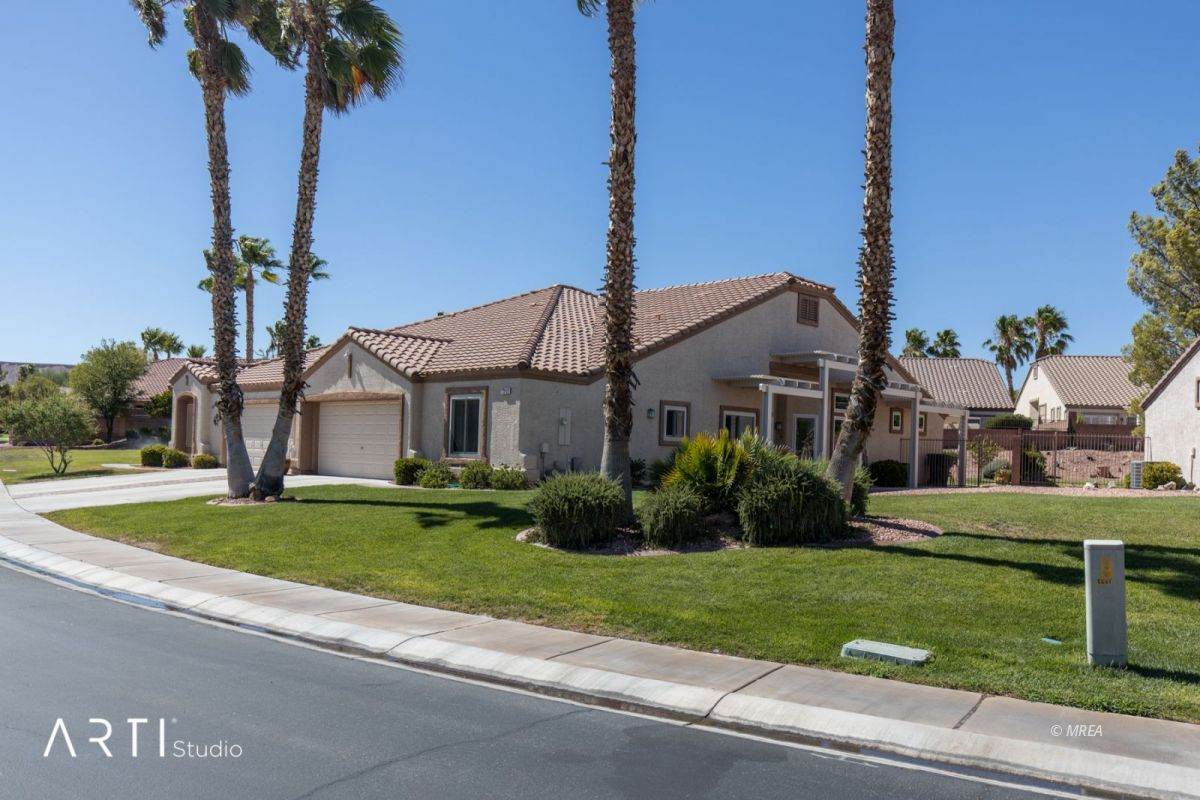 1369 Cathedral Canyon Dr - Photo 1