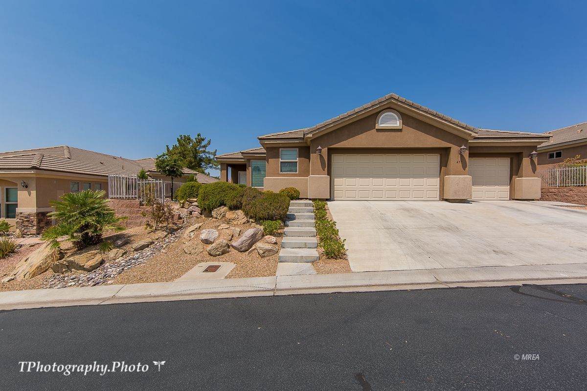 457 Highland View Ct - Photo 1