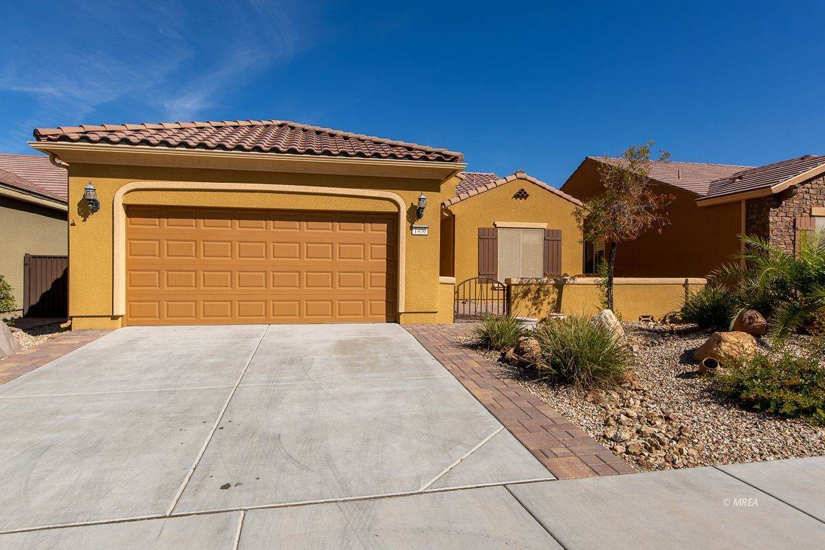 1400 Saddle Horn Ct - Photo 1