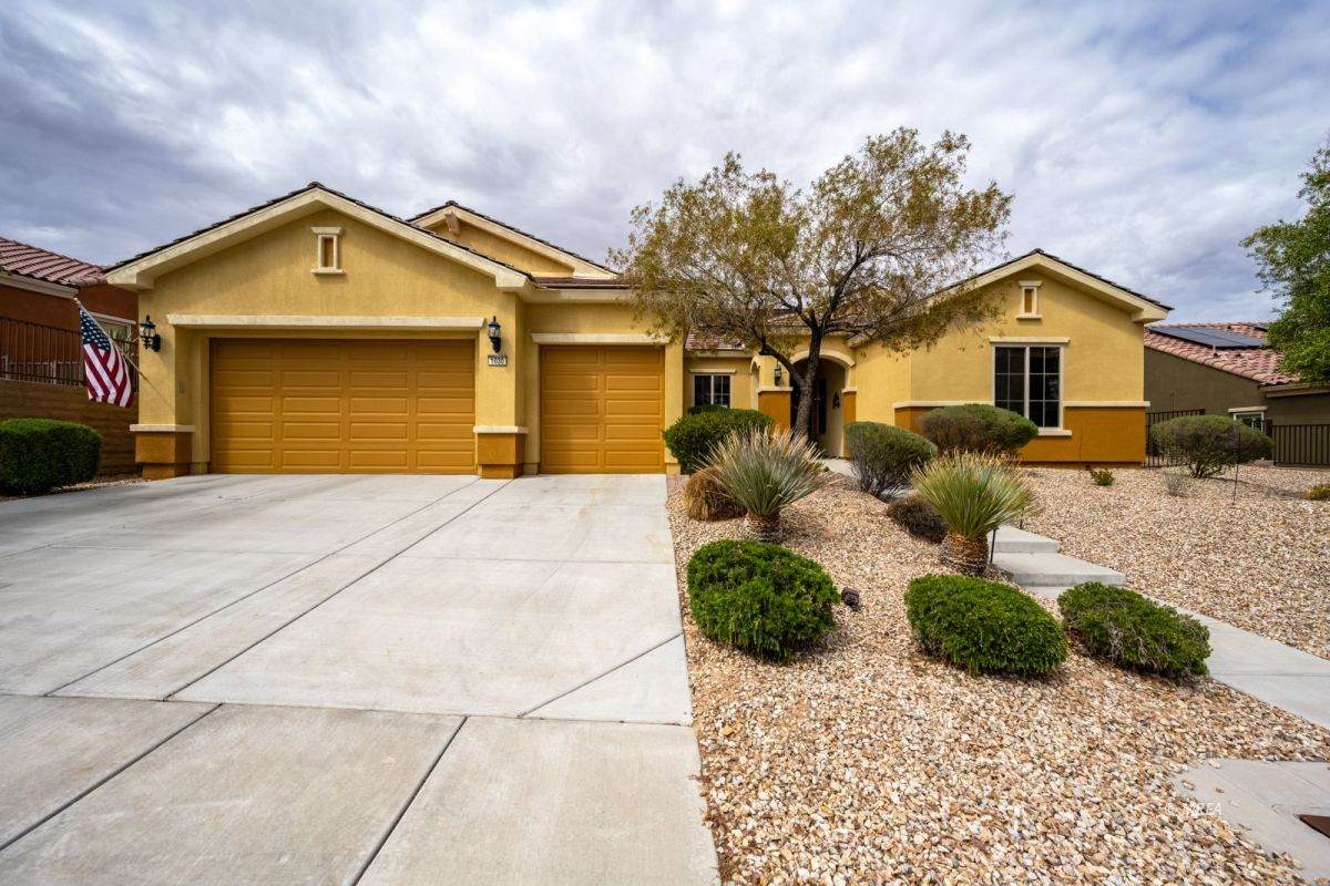 1030 Rim Rock Ridge - Photo 1