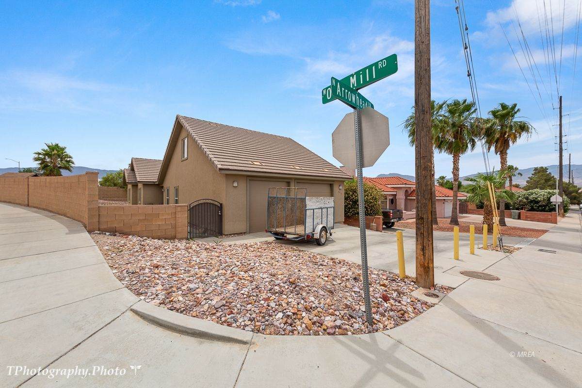 392 Arrowhead Ln - Photo 1