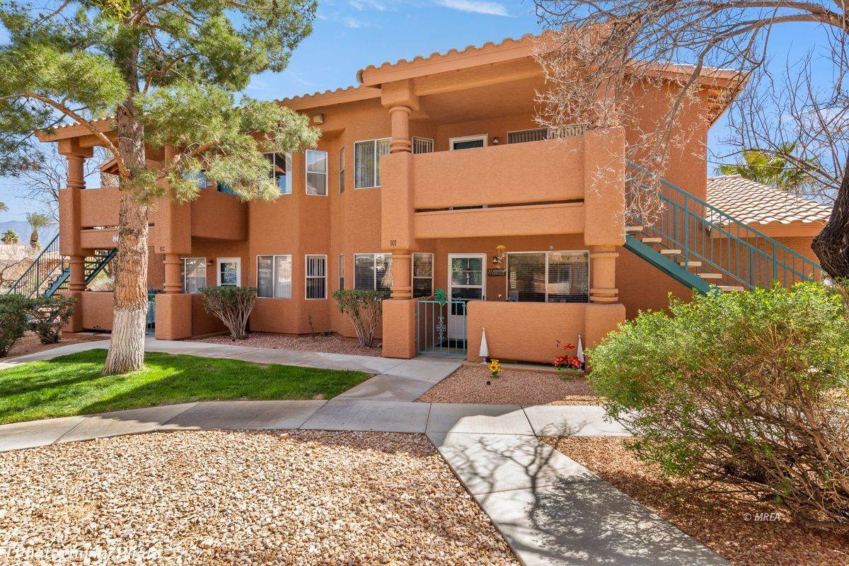 861 Mesquite Springs Dr - Photo 1