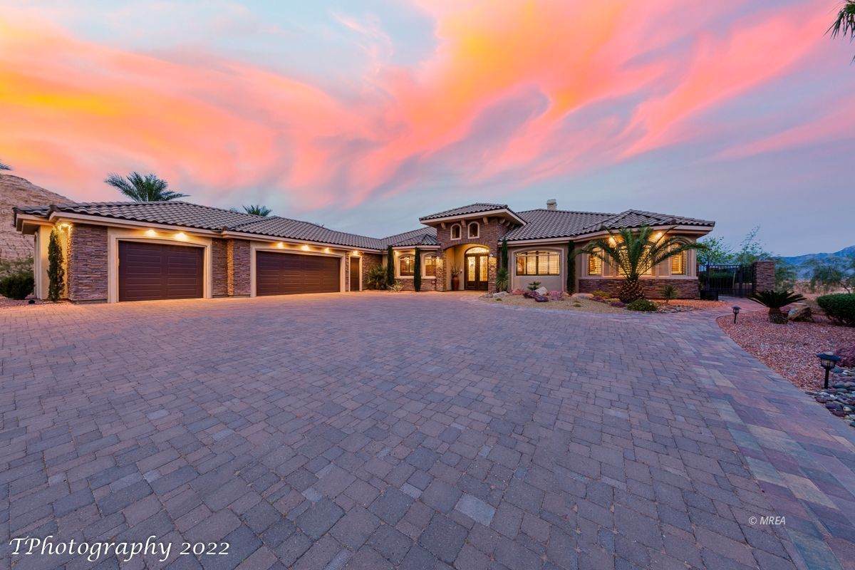 1448 Amen Ct - Photo 1