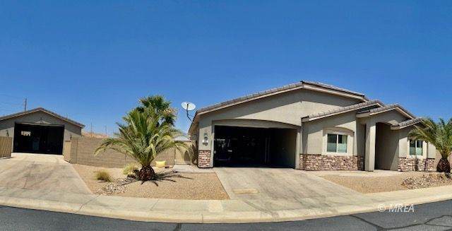 631 Coventry Ln - Photo 1