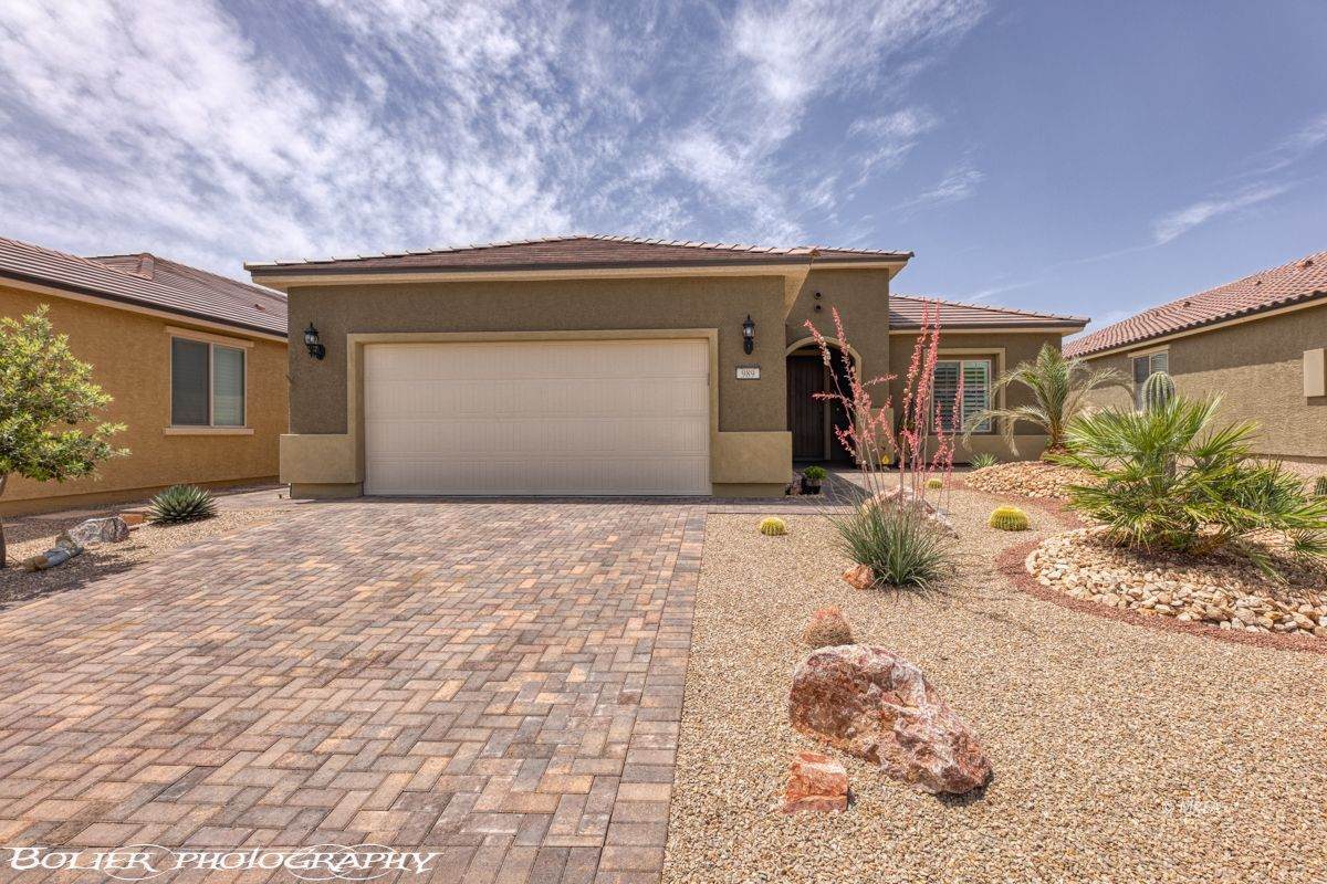 989 Emerald Pool Bluff - Photo 1
