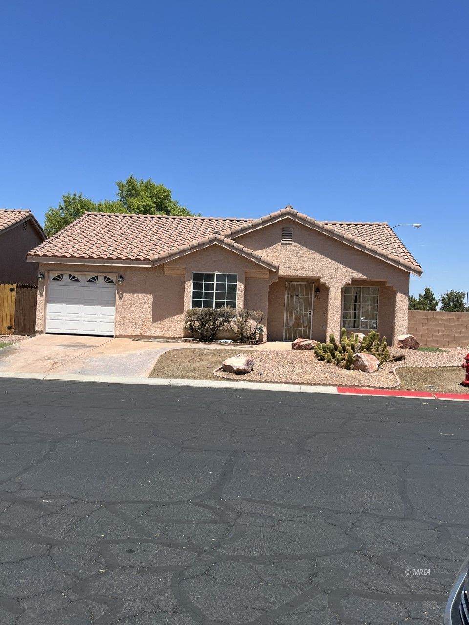 833 Joshua Dr - Photo 1